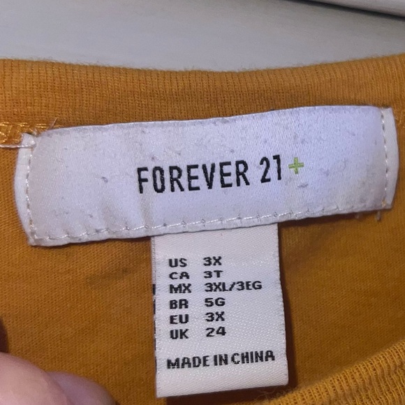 Forever 21 3X graphic tee - Picture 3 of 4